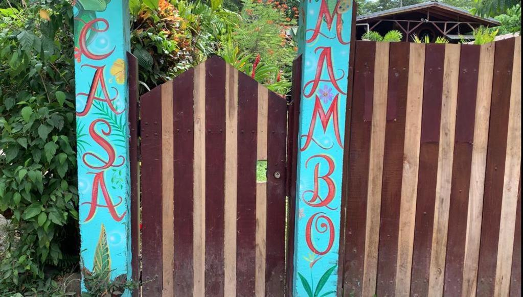 Bed and Breakfast Casa Mambo Кауита Экстерьер фото