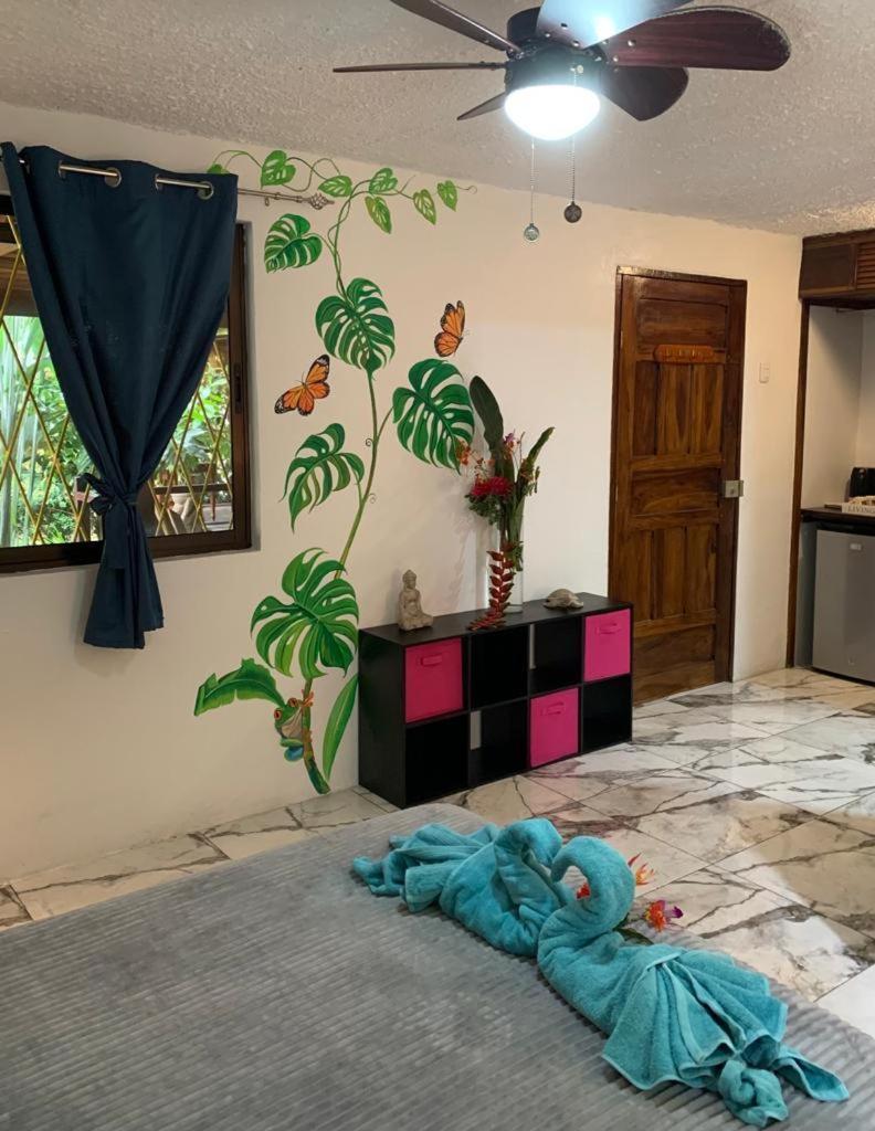 Bed and Breakfast Casa Mambo Кауита Номер фото